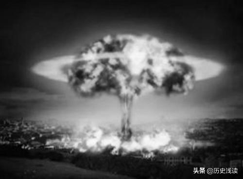 日军九三式轰炸机日军九三式轰炸机，二战中的空中霸主